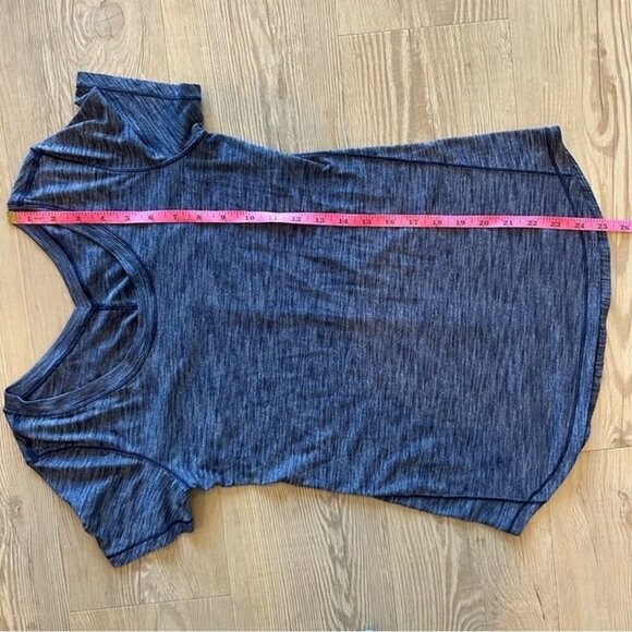 Lululemon womens Intensi-Tee sz 2 Heathered Navy grey Short Sleeve Top athletic - Picture 4 of 8